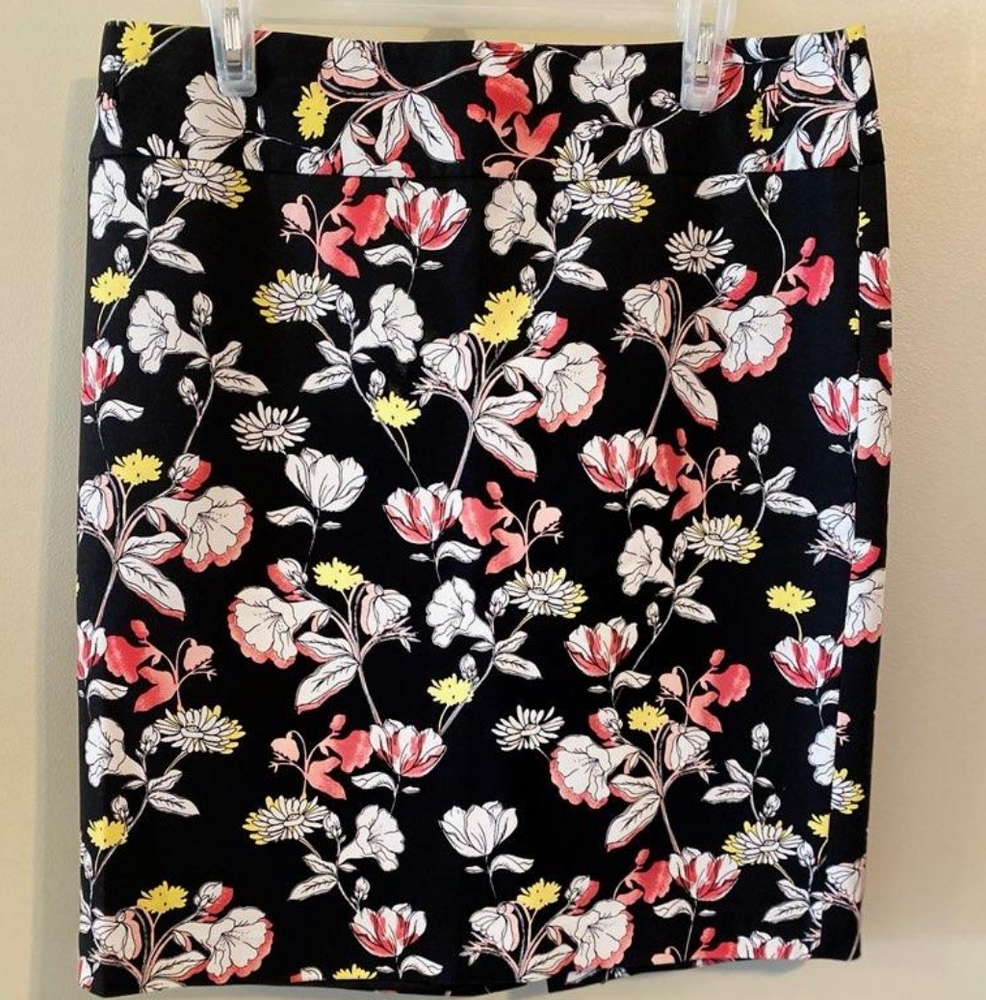 Liz Claiborne Skirt